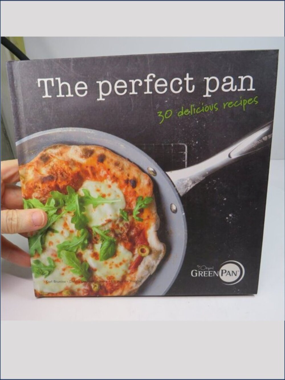 The Perfect Pan, the company GreenPan cookbook Hardback 2013